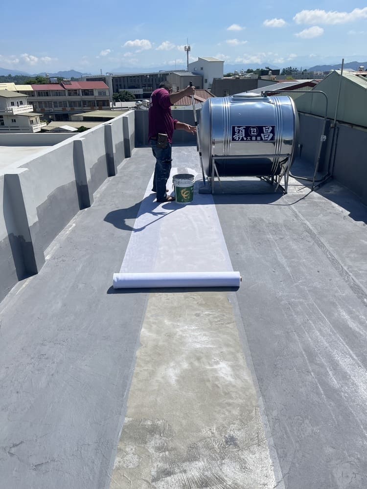【高雄屋頂防水】樓頂地板防水隔熱施工前後