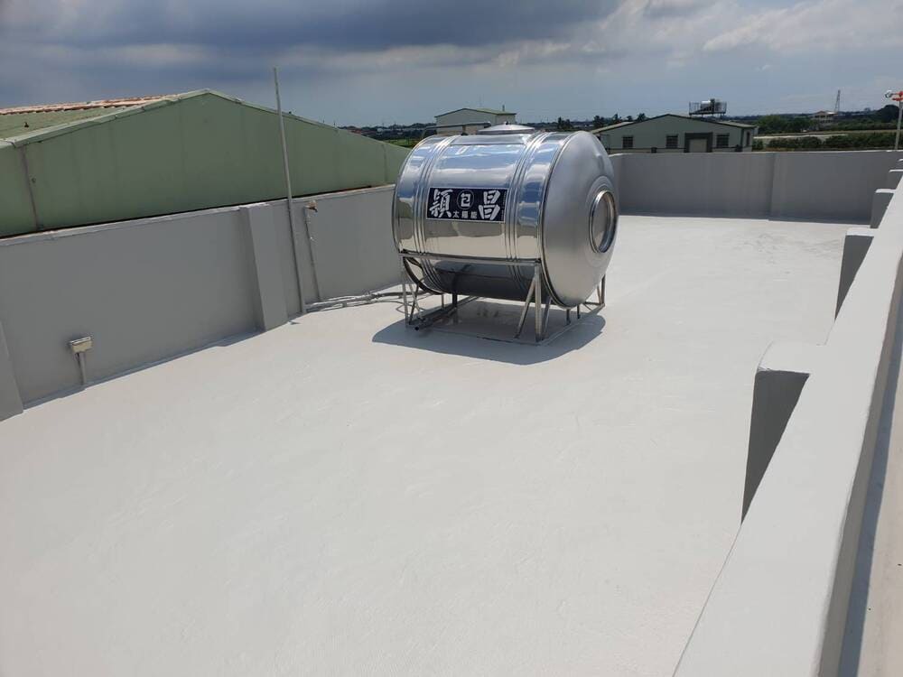 【高雄屋頂防水】樓頂地板防水隔熱施工前後