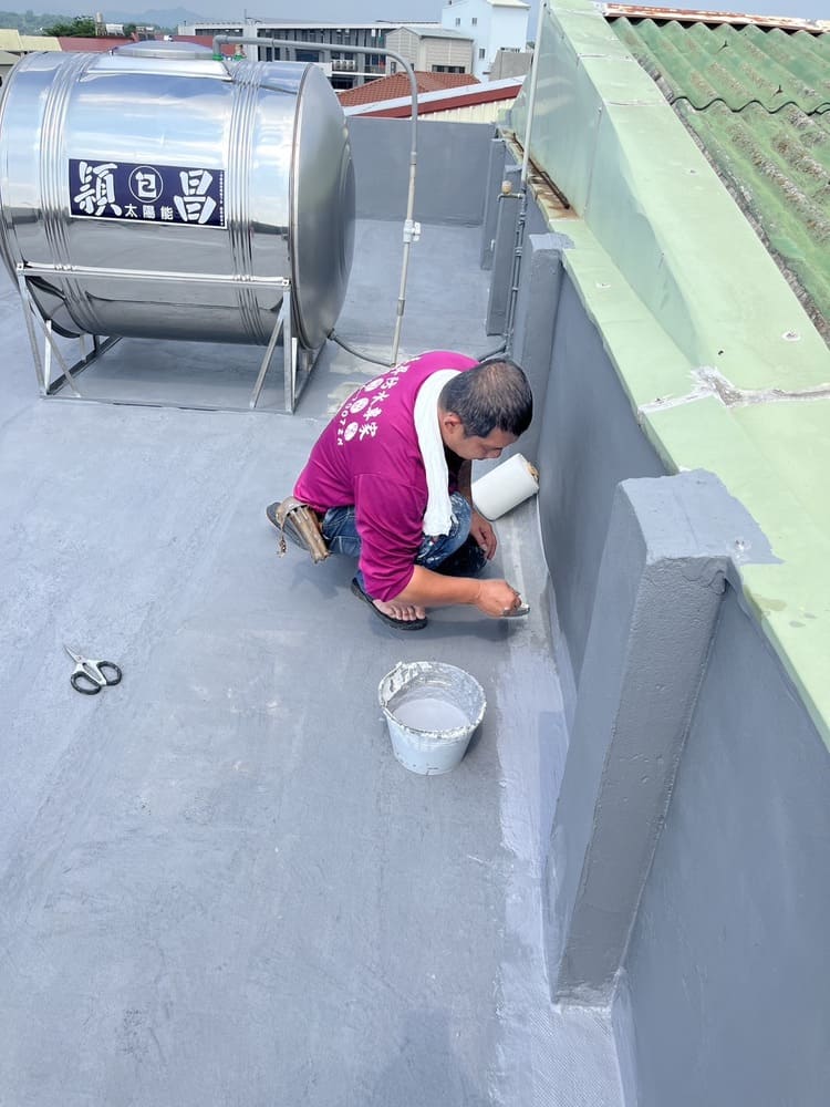 【高雄屋頂防水】樓頂地板防水隔熱施工前後